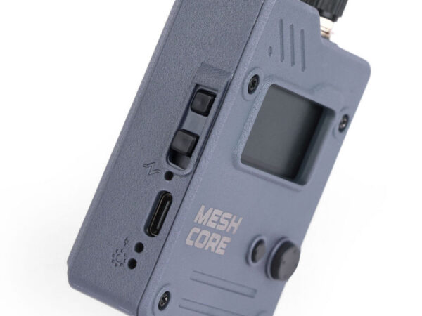 Seeed Studio Wio Tracker L1 Pro for MeshCore overview btns
